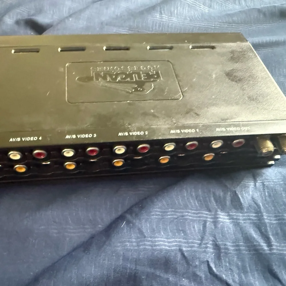 Black Multi-Console Adapter for PlayStation and GameCc